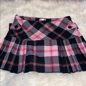 Super Cute Plaid Mini Skirt, Junior size 7